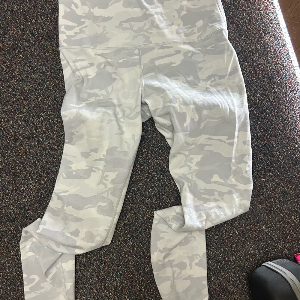 Lululemon leggings Sz 12